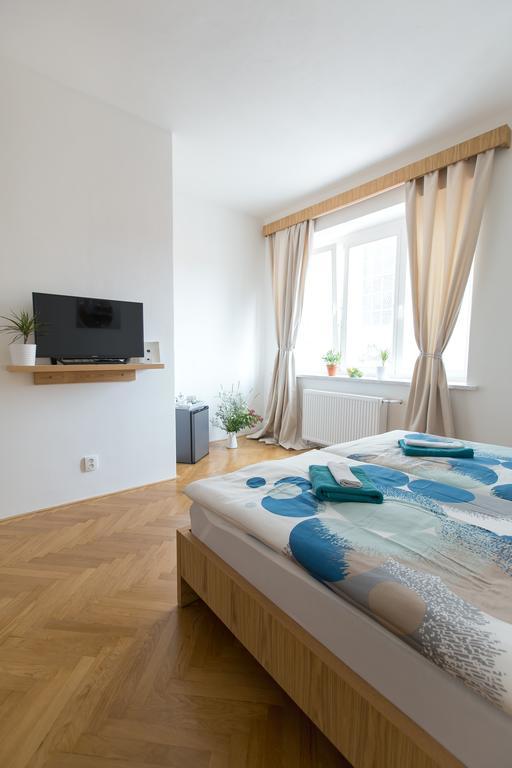 ブルノ ベッド ＆ ブレックファースト　プラチェック Bed & Breakfast エクステリア 写真