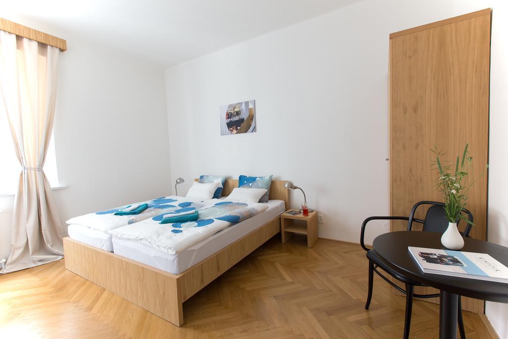 ブルノ ベッド ＆ ブレックファースト　プラチェック Bed & Breakfast エクステリア 写真