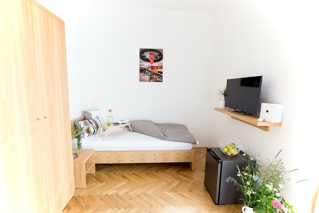 ブルノ ベッド ＆ ブレックファースト　プラチェック Bed & Breakfast エクステリア 写真